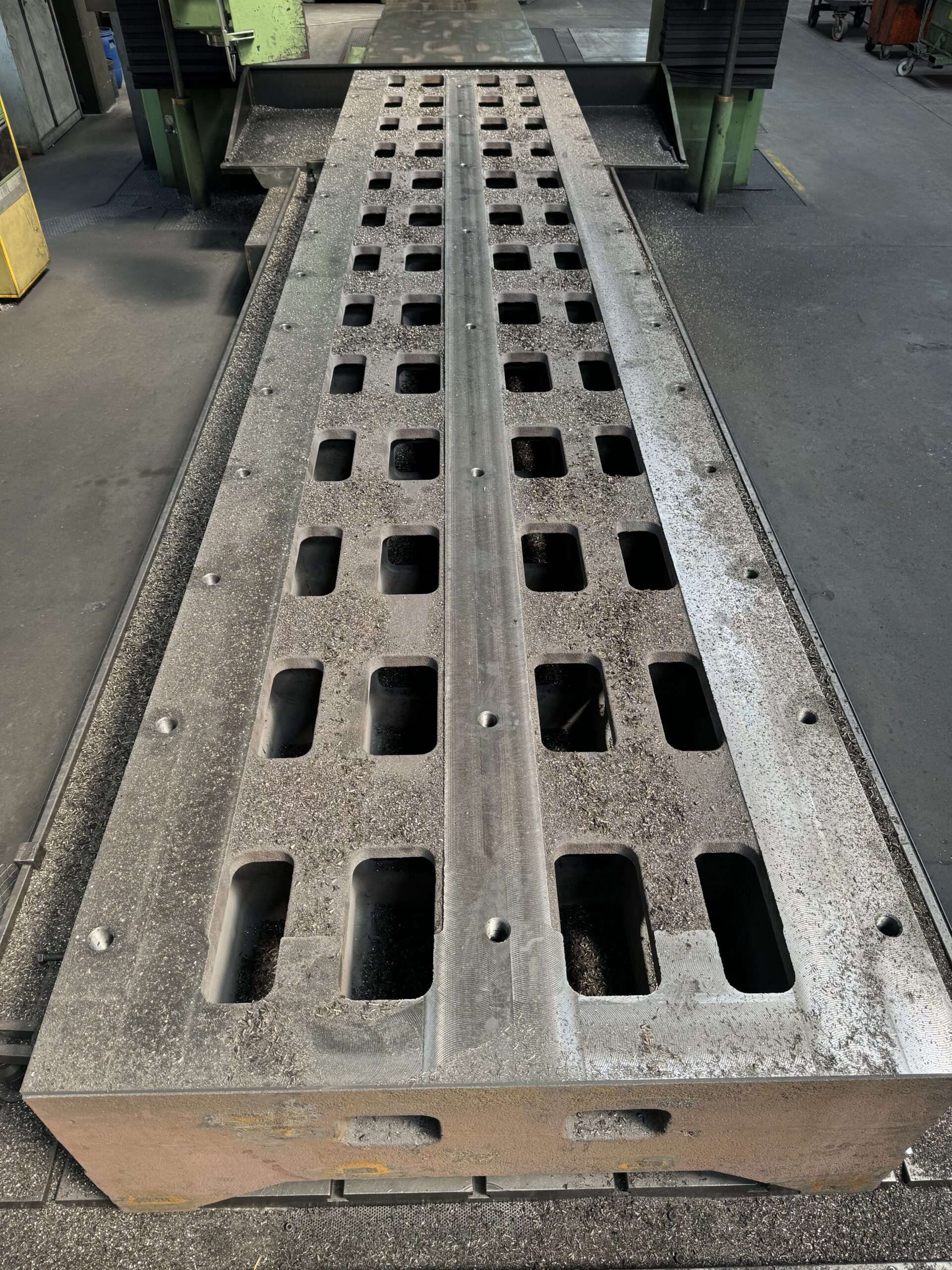 Piano di lavorazione per componenti di grandi dimensioni 